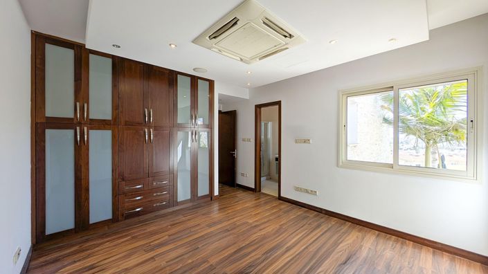 Image No.17-4 Bed Villa for sale