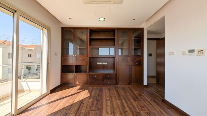 Image No.22-4 Bed Villa for sale