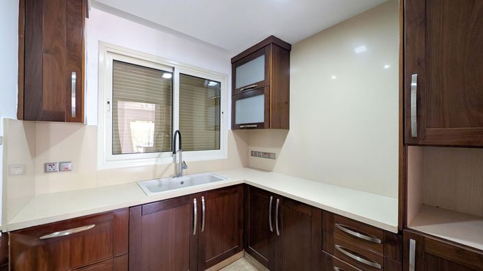 Image No.8-4 Bed Villa for sale