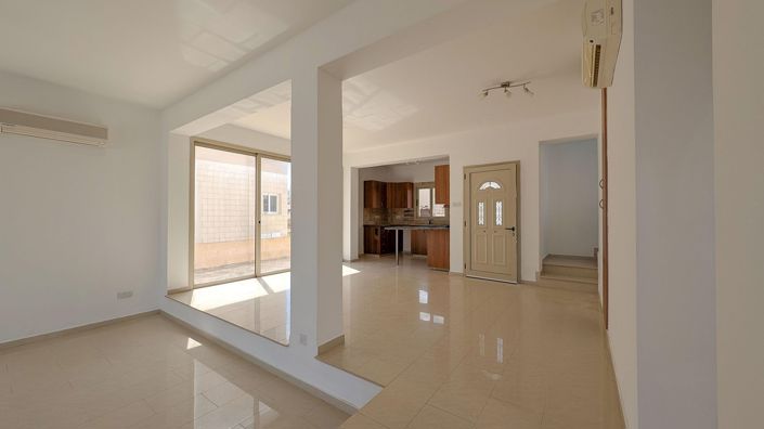 Image No.4-3 Bed Villa for sale