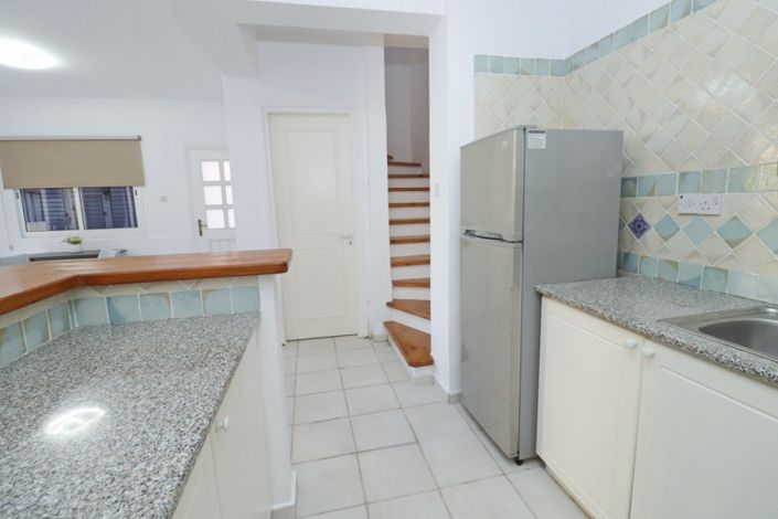 Image No.13-2 Bed Townhouse for sale