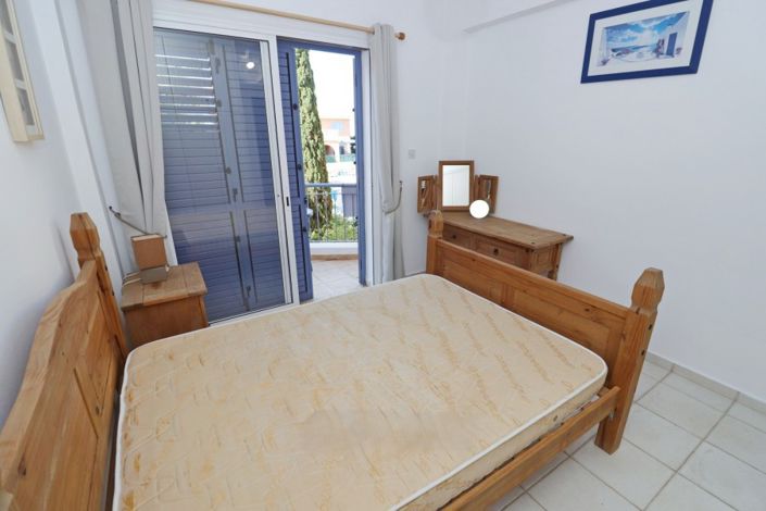 Image No.18-2 Bed Townhouse for sale