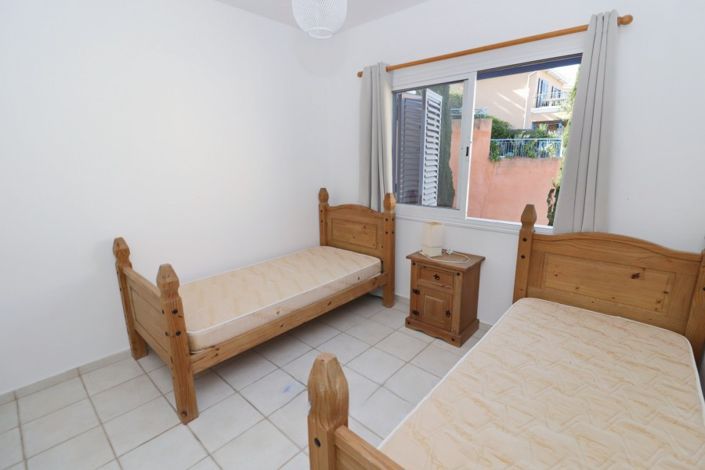 Image No.23-2 Bed Townhouse for sale