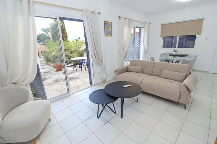 Image No.6-2 Bed Townhouse for sale