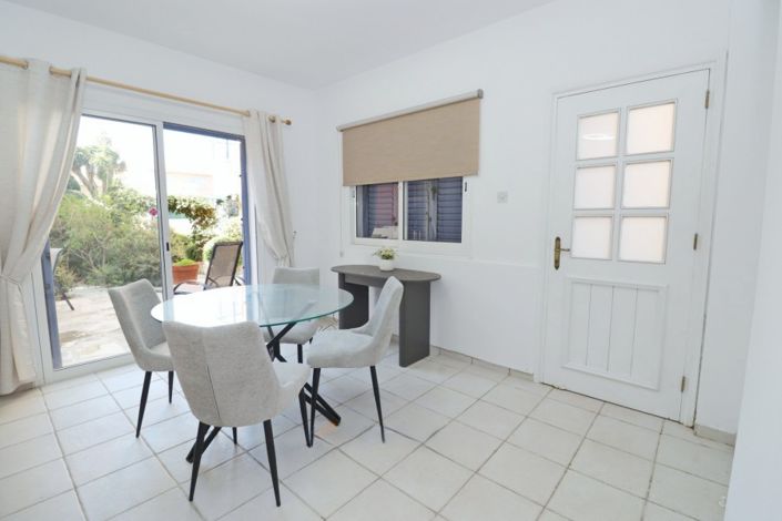 Image No.7-2 Bed Townhouse for sale