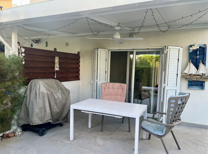 Image No.2-Villa de 3 chambres à vendre à Pervolia