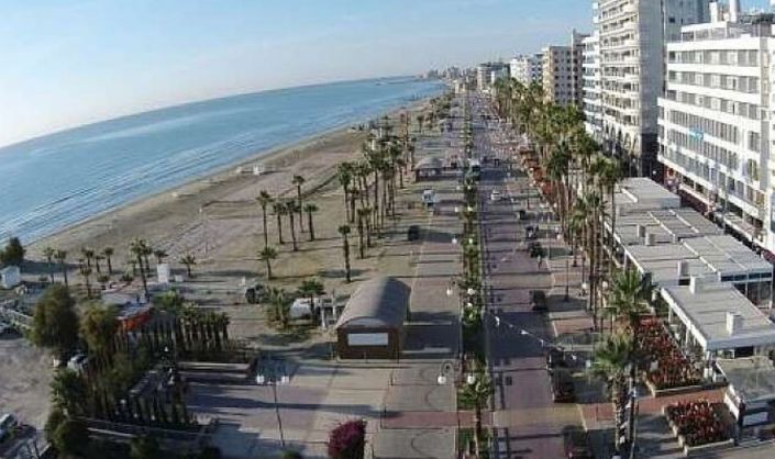 Image No.3-3 Bed Property for sale