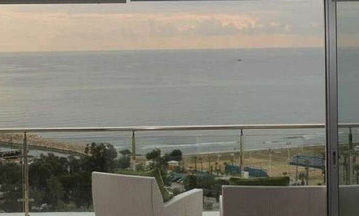 Image No.5-3 Bed Property for sale