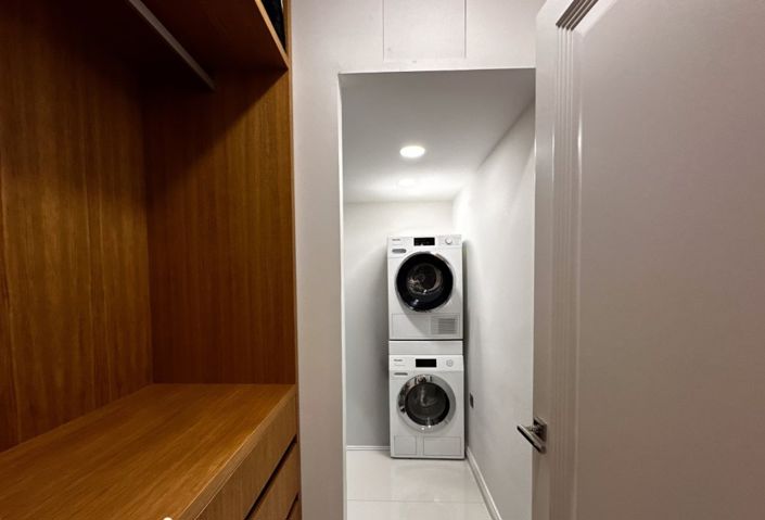 Image No.17-3 Bed Apartment for sale