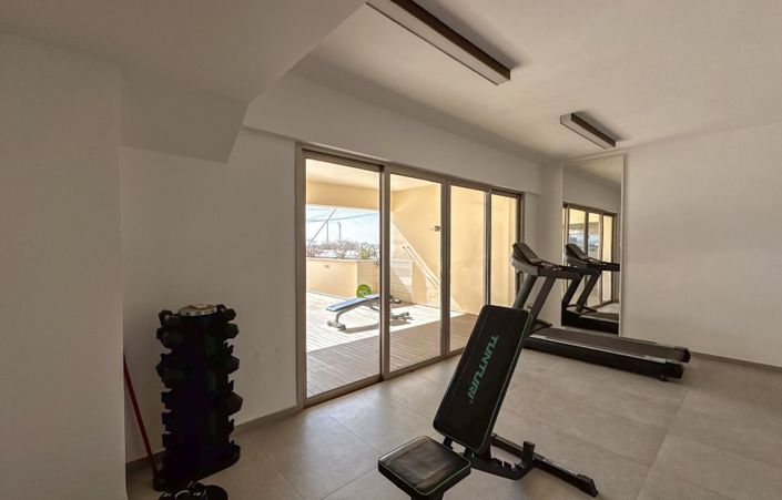 Image No.19-3 Bed Apartment for sale