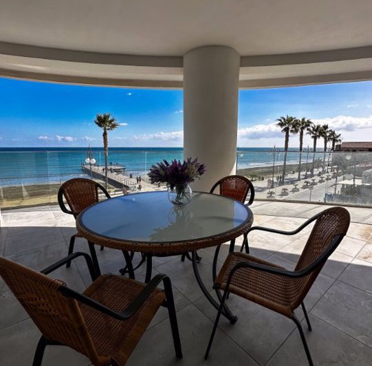 Image No.11-3 Bed Apartment for sale