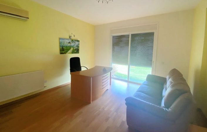 Image No.10-5 Bed Bungalow for sale