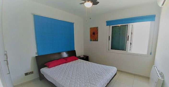 Image No.11-3 Bed Property for sale