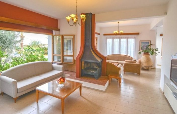 Image No.7-Villa de 5 chambres à vendre à Neon Chorion