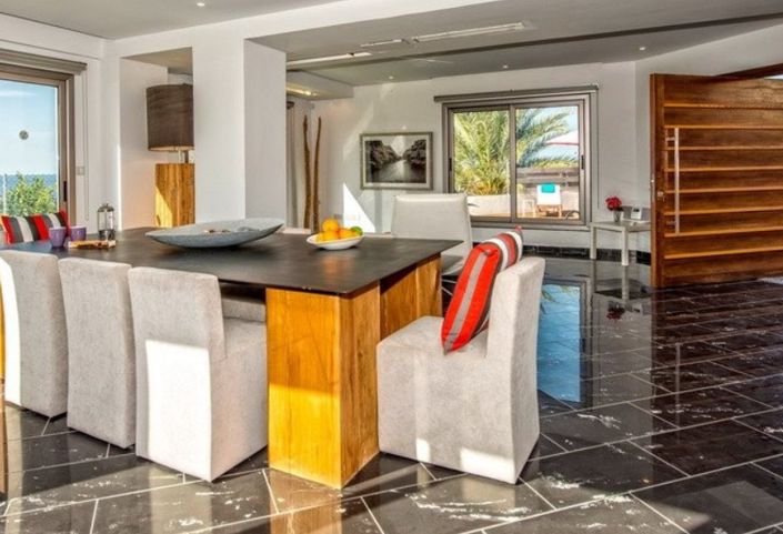 Image No.5-Villa de 4 chambres à vendre à Argaka