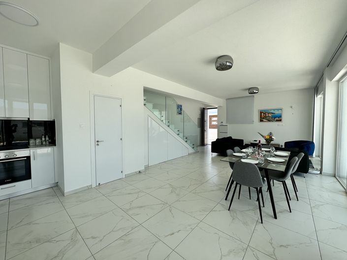 Image No.11-3 Bed Villa for sale