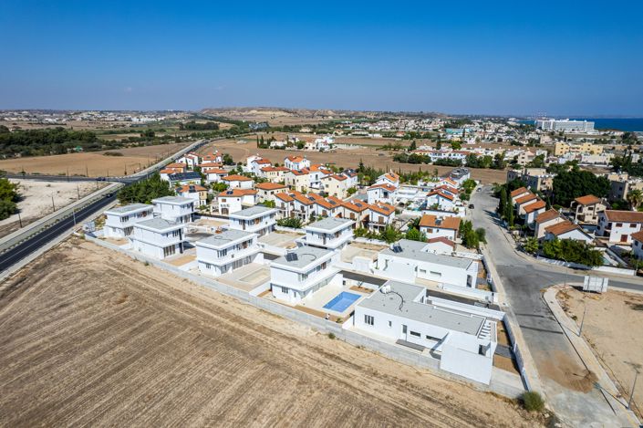 Image No.42-3 Bed Villa for sale