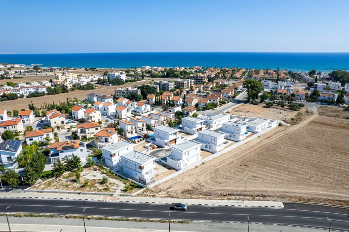 Image No.43-3 Bed Villa for sale