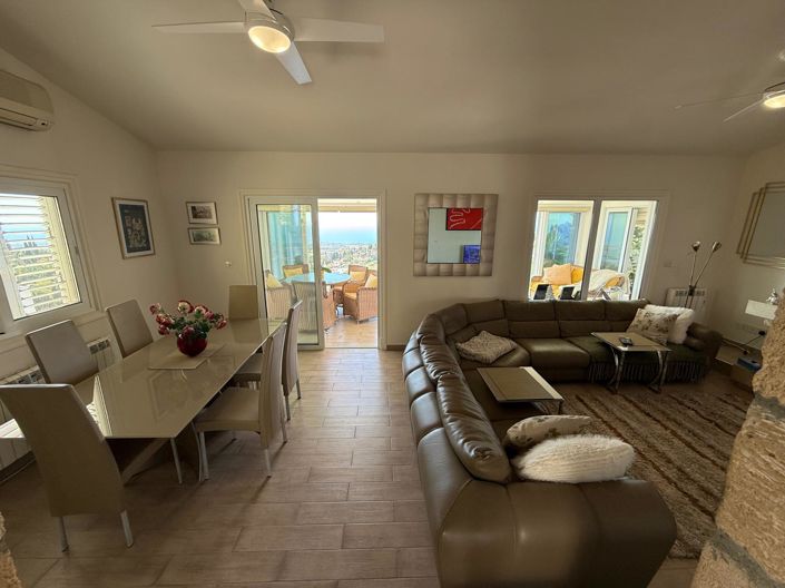 Image No.10-4 Bed Villa for sale