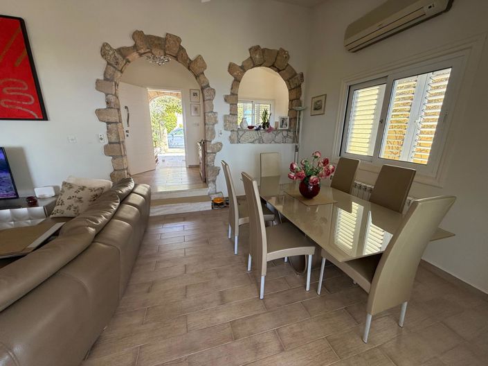 Image No.5-4 Bed Villa for sale