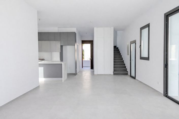 Image No.6-4 Bed Villa for sale