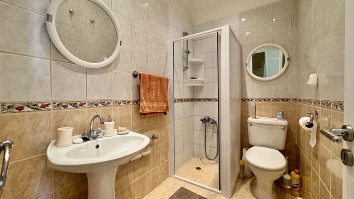 Image No.25-5 Bed Villa for sale