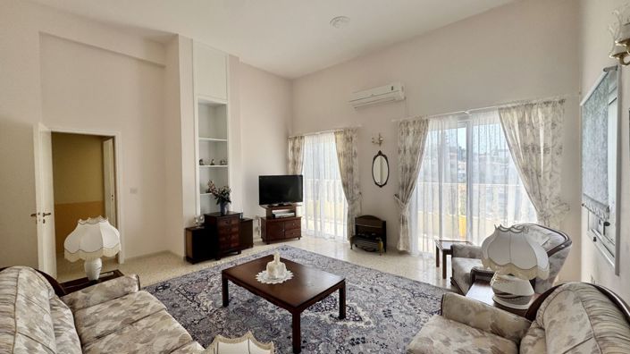 Image No.29-5 Bed Villa for sale