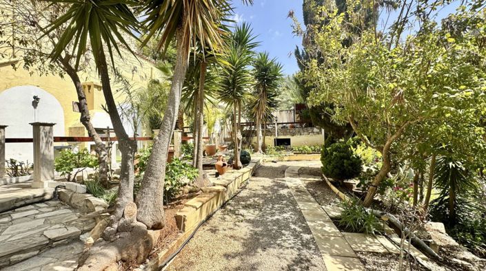 Image No.45-5 Bed Villa for sale