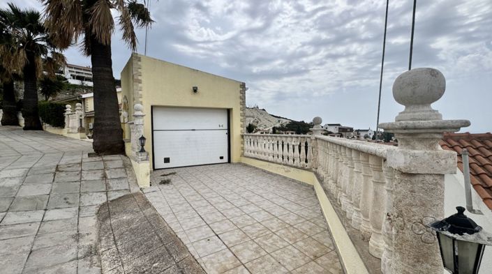 Image No.47-5 Bed Villa for sale