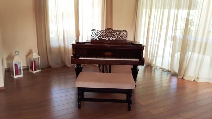 Image No.12-6 Bed Villa for sale