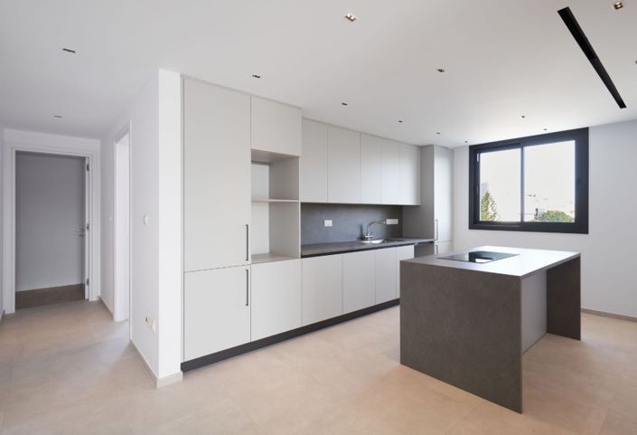 Image No.3-3 Bed Apartment for sale