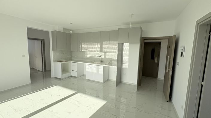 Image No.4-2 Bed Property for sale