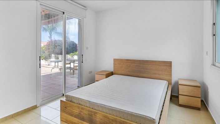 Image No.8-4 Bed Villa for sale