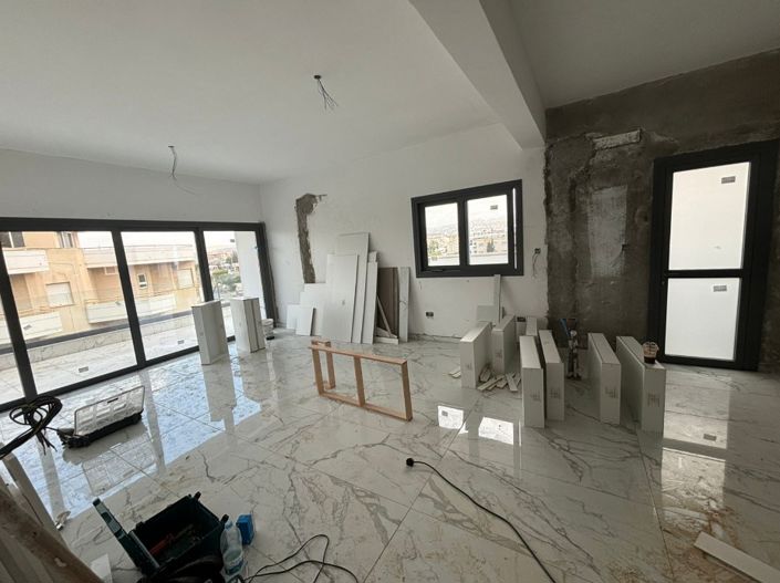 Image No.5-3 Bed Property for sale