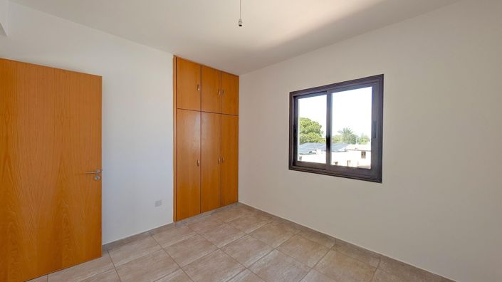 Image No.12-3 Bed Villa for sale