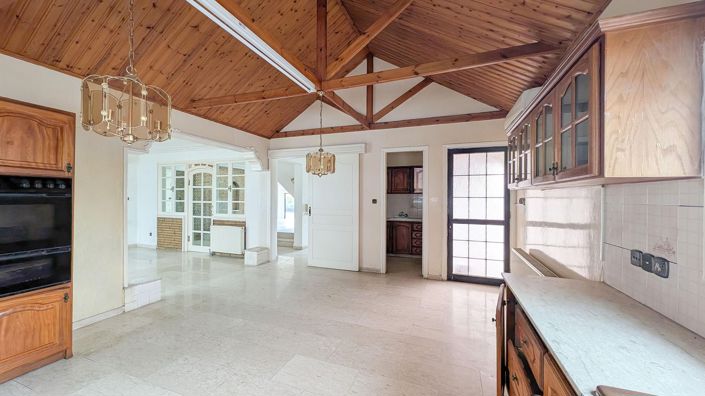 Image No.11-3 Bed Villa for sale