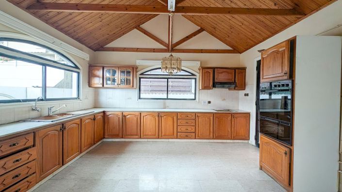 Image No.12-3 Bed Villa for sale