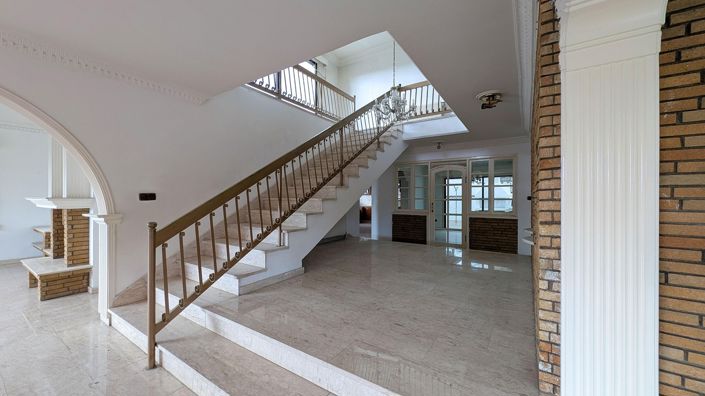 Image No.8-3 Bed Villa for sale