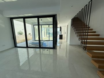 15159620942