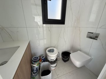 15159625658