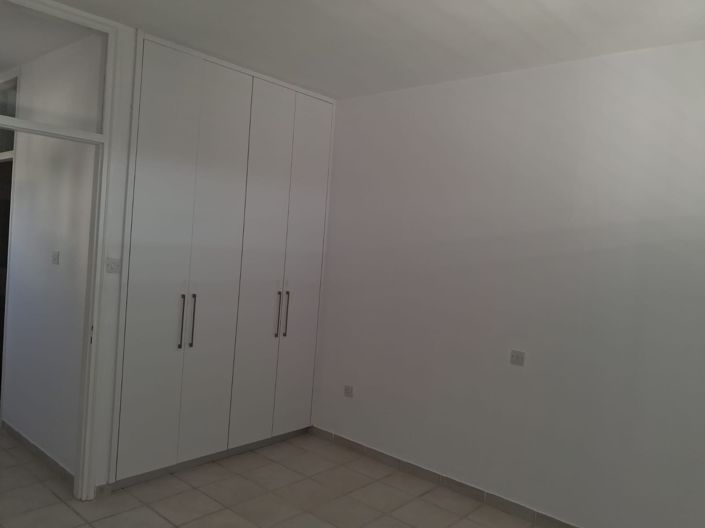 Image No.11-2 Bed Townhouse for sale