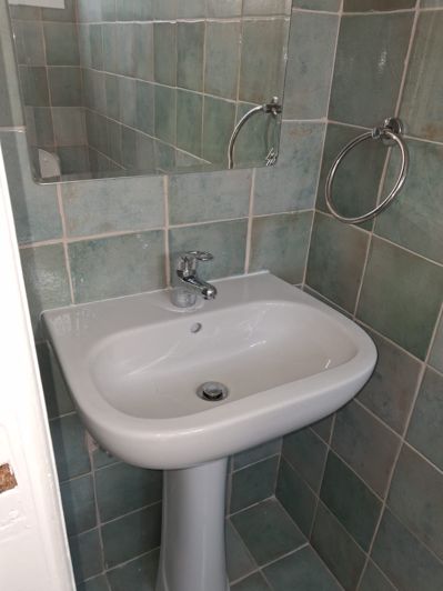 Image No.13-2 Bed Townhouse for sale