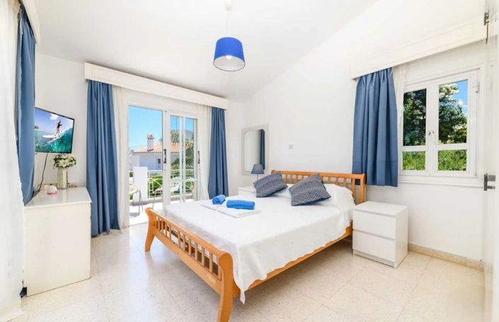 Image No.10-3 Bed Villa for sale