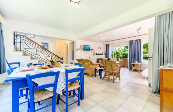 Image No.4-3 Bed Villa for sale