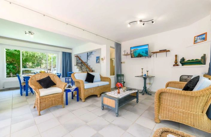 Image No.6-3 Bed Villa for sale