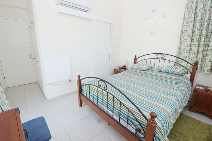 Image No.20-Villa de 4 chambres à vendre à Peyia