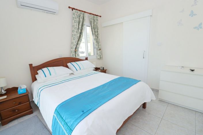 Image No.24-Villa de 4 chambres à vendre à Peyia