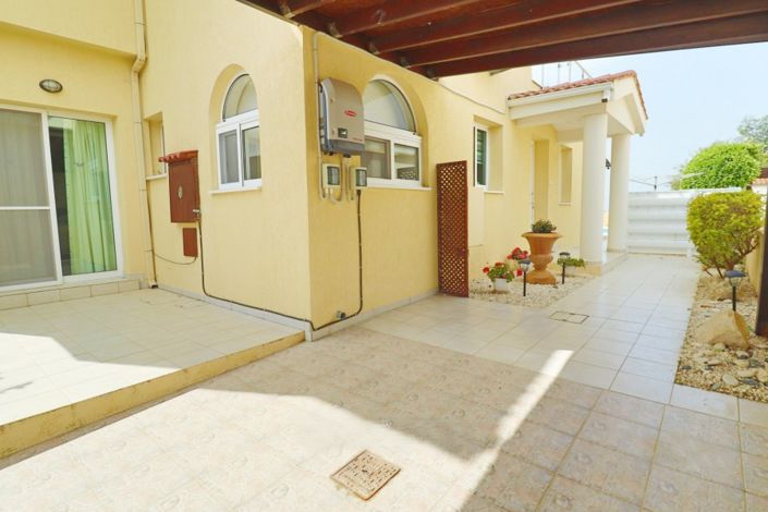 Image No.33-Villa de 4 chambres à vendre à Peyia