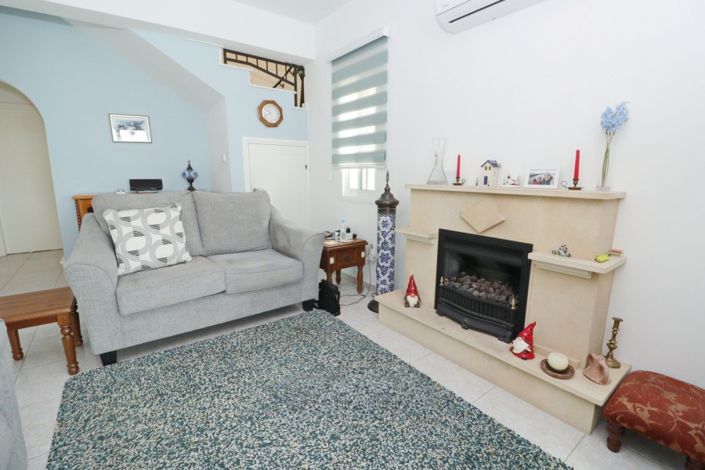 Image No.6-Villa de 4 chambres à vendre à Peyia