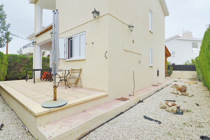 Image No.2-2 Bed Villa for sale